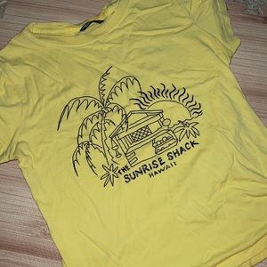 Yellow fitted graphic tee, size medium
